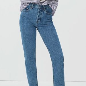 Everlane 90s Cheeky Jean in Light Blue wash